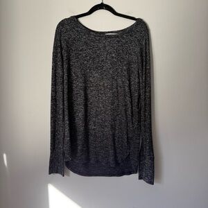 Athleta Charcoal Heather Long Sleeve Top Thumboles